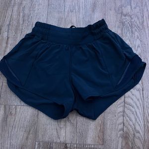 Navy blue Lululemon gotta hots